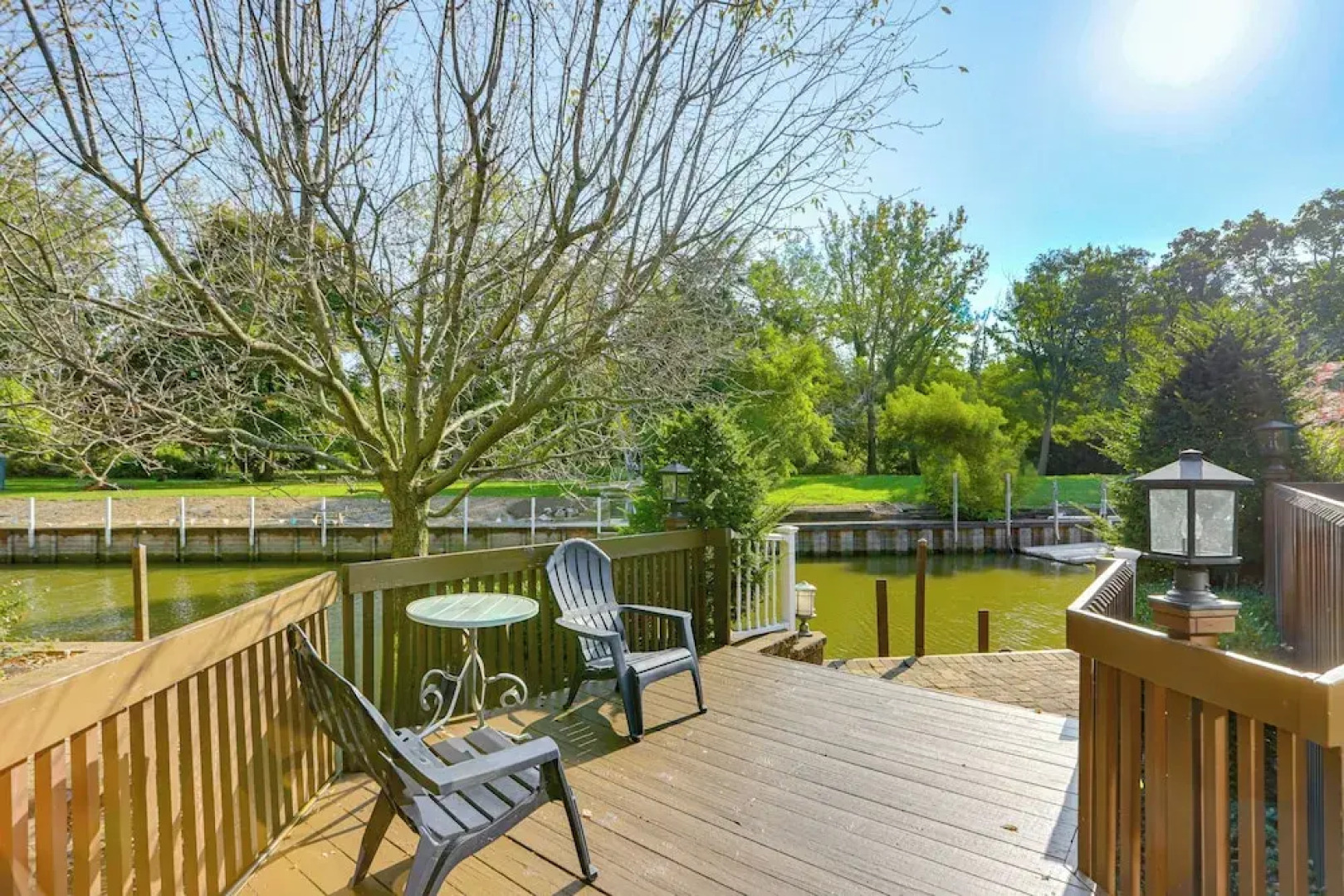 Vermilion River Home w/ Hot Tub & Private Dock!