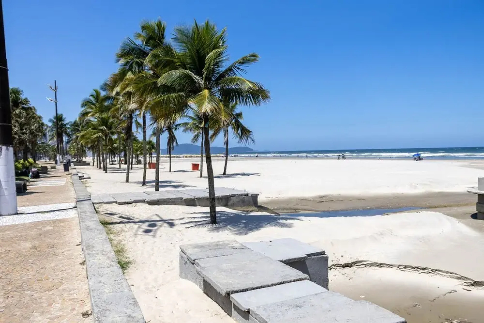 Apto Confort vel a 150m do mar Completo com Lazer