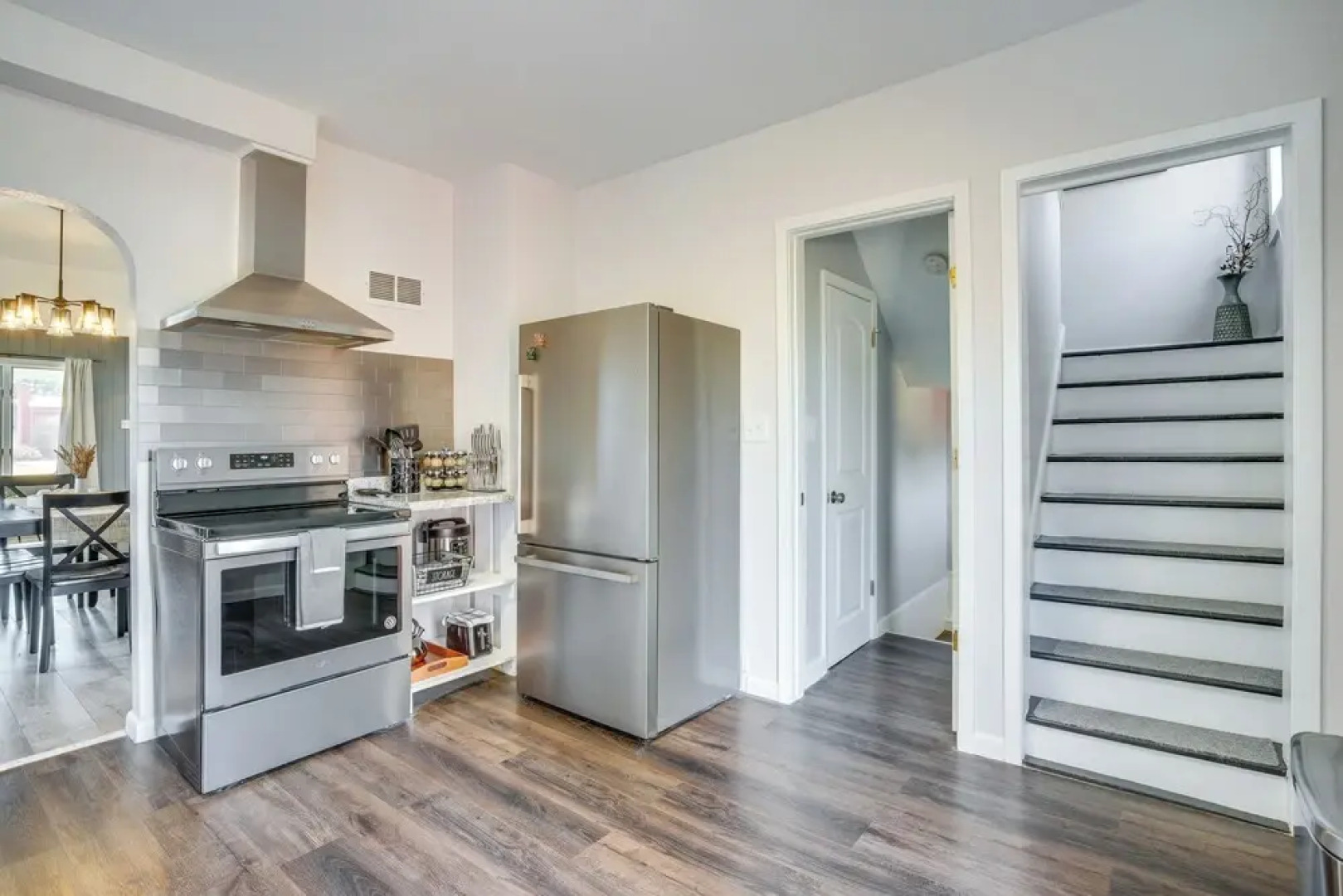 Steps to Lake Michigan: Manitowoc Home w/ Fire Pit