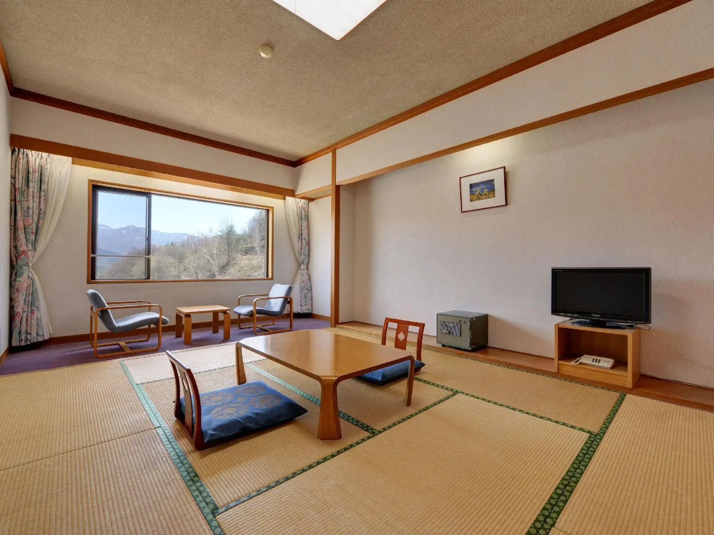 Oze Iwakura Resort Hotel