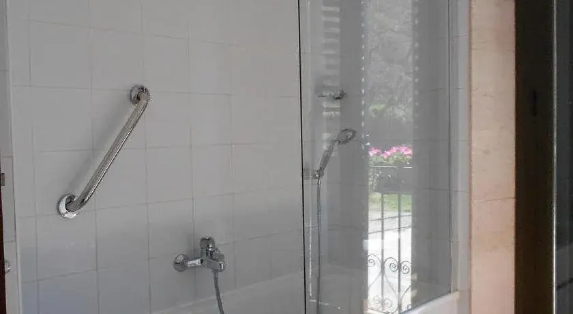 Santuari de la Salut de Sant Feliu de Pallerols