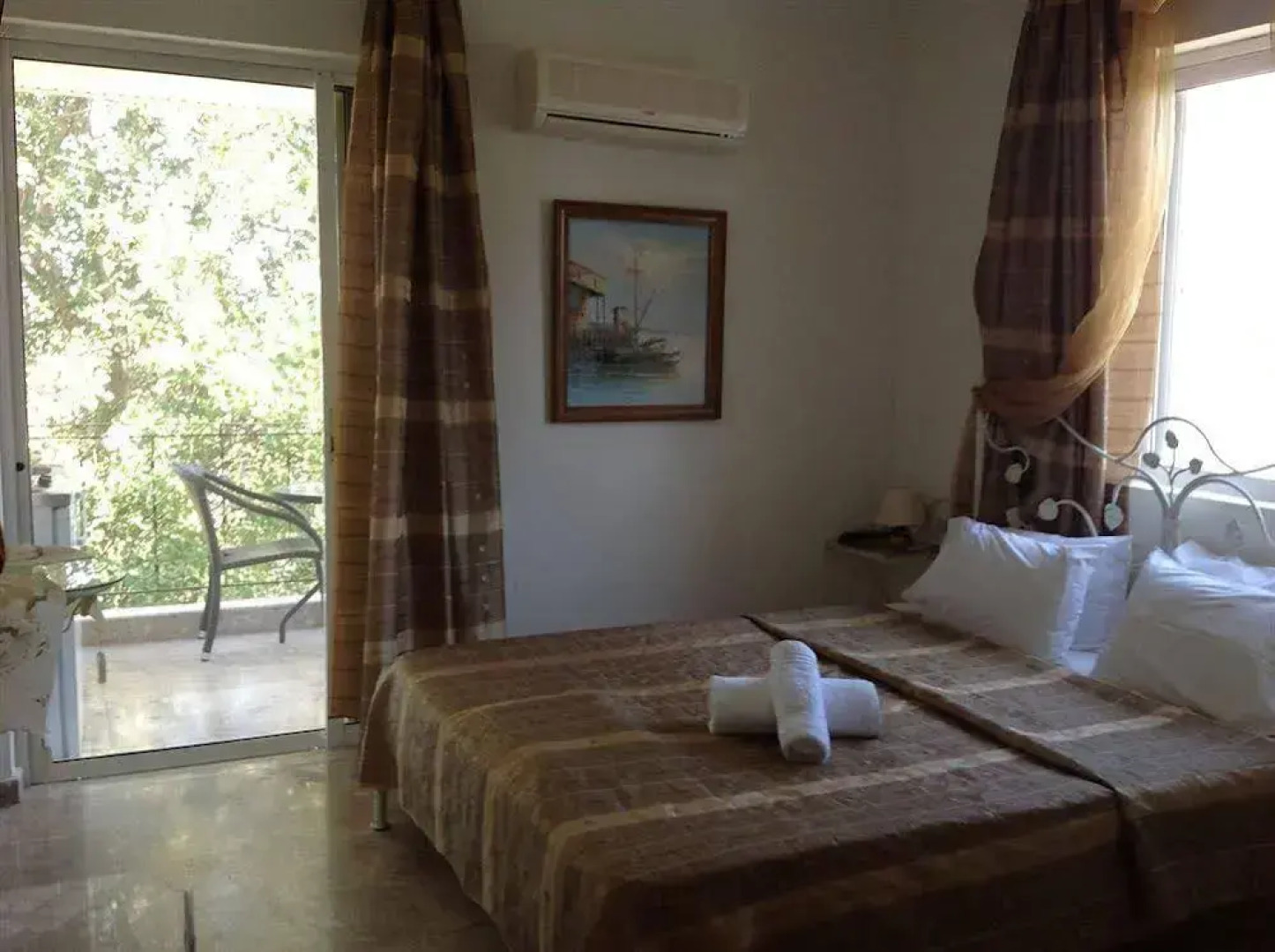 Villa Olga Apartments & Studios