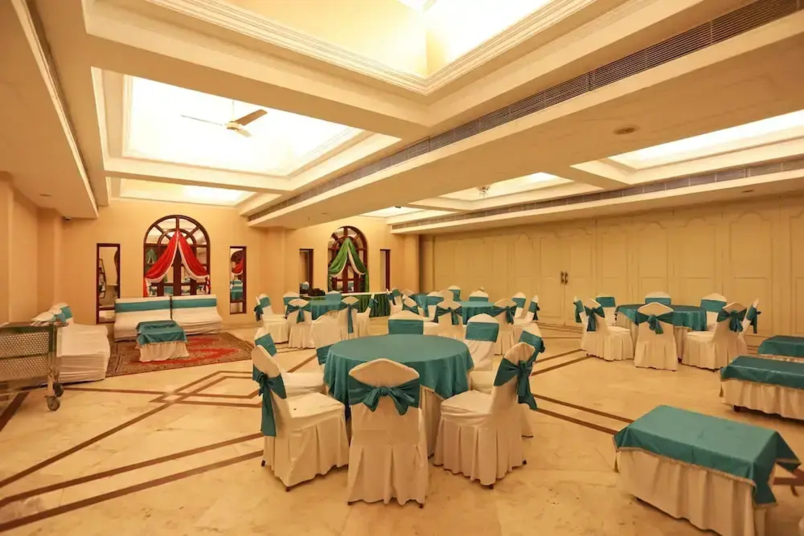 Bandhan Hotels and Restaurants