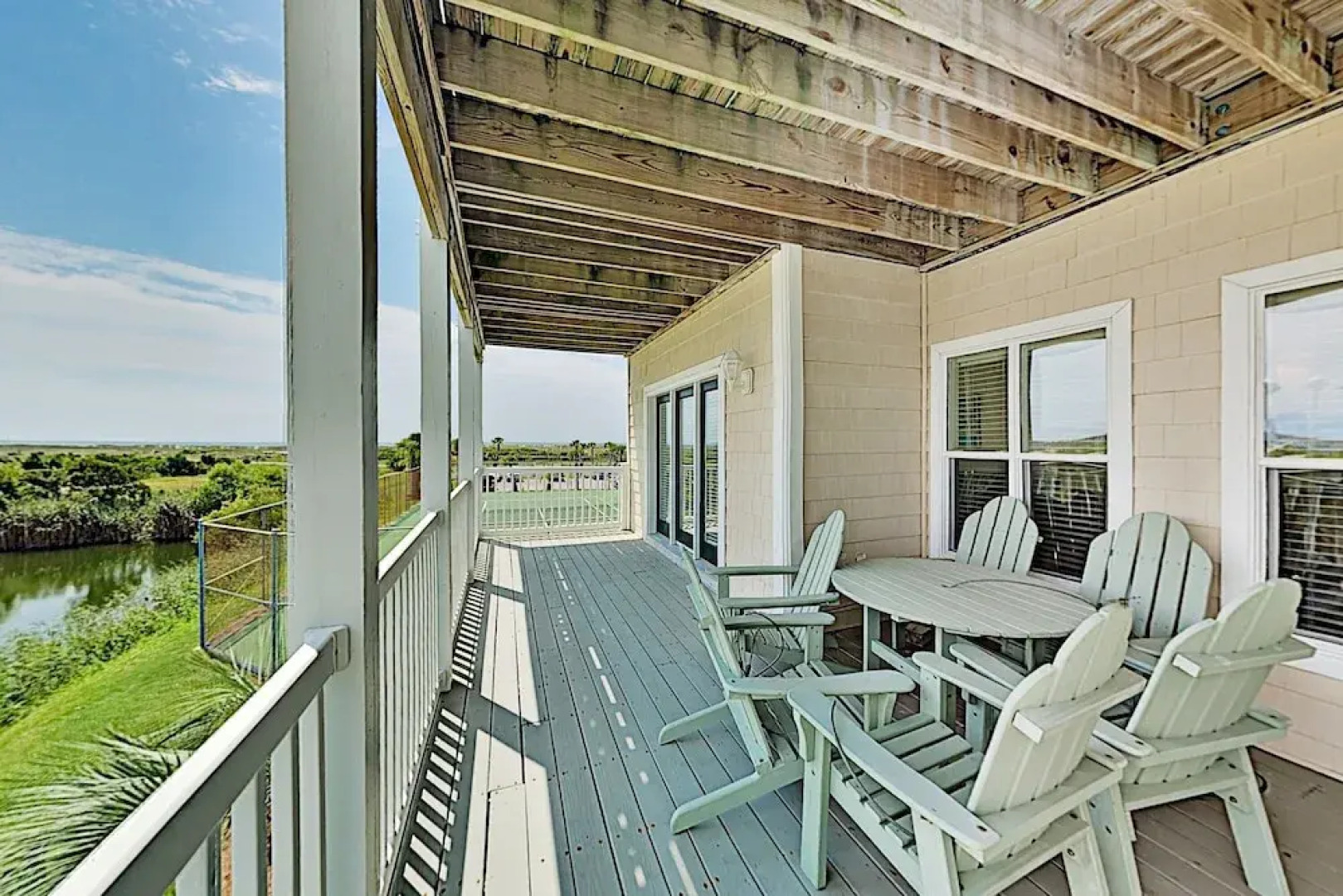 122viaol 4 Bedroom Condo