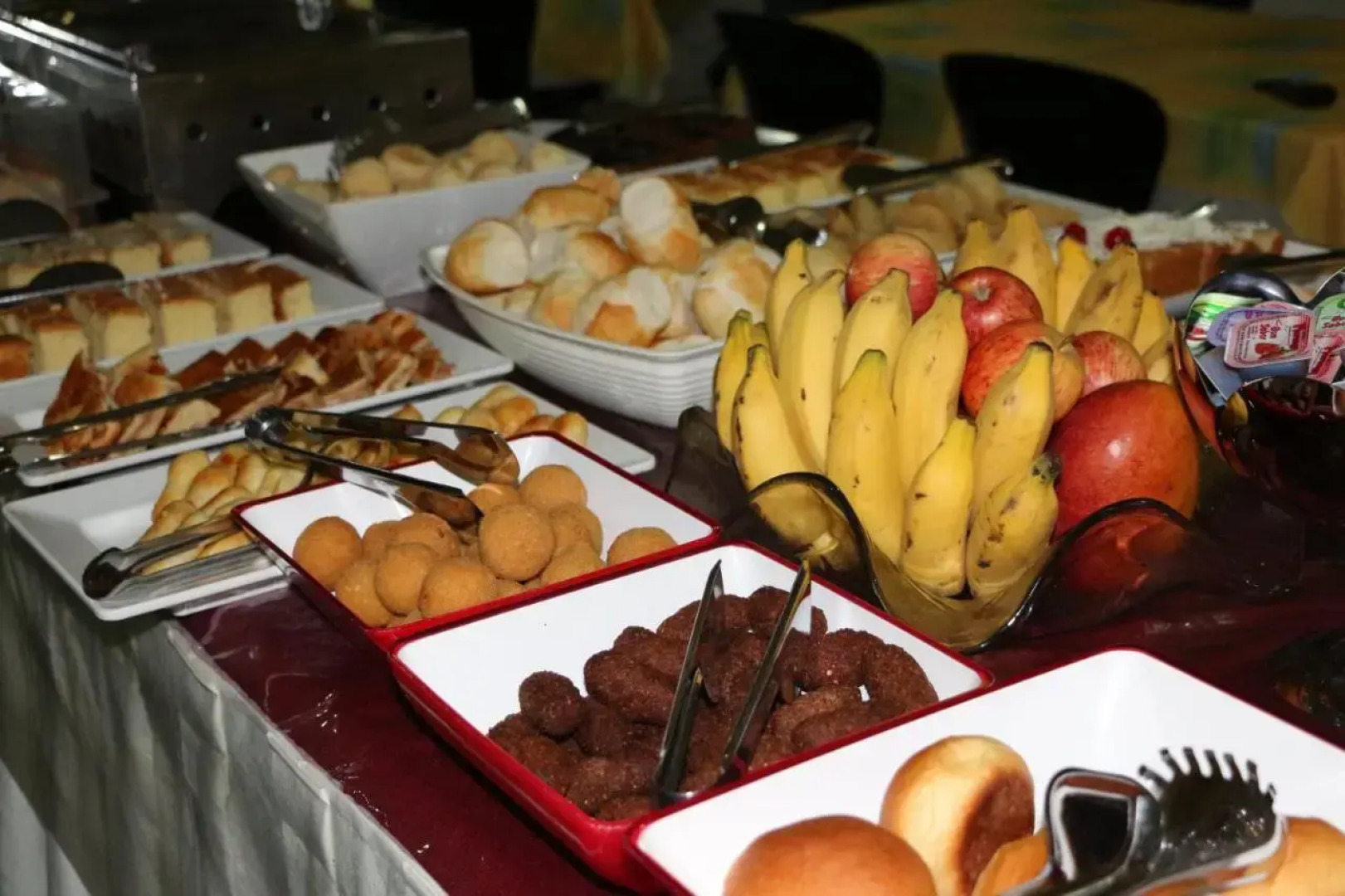 Porto Minas Hotel e Convenções