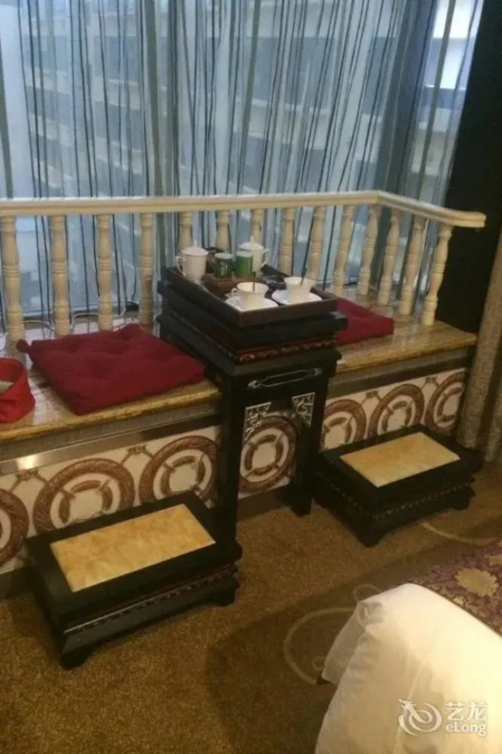 Xichang Cloizon Hotel