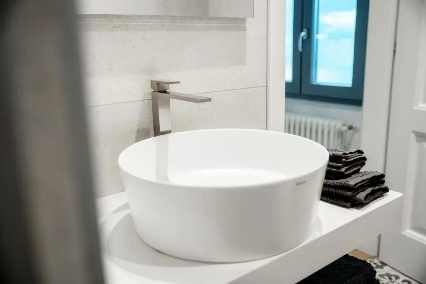 Ortensie al Lago - by MyHomeInComo