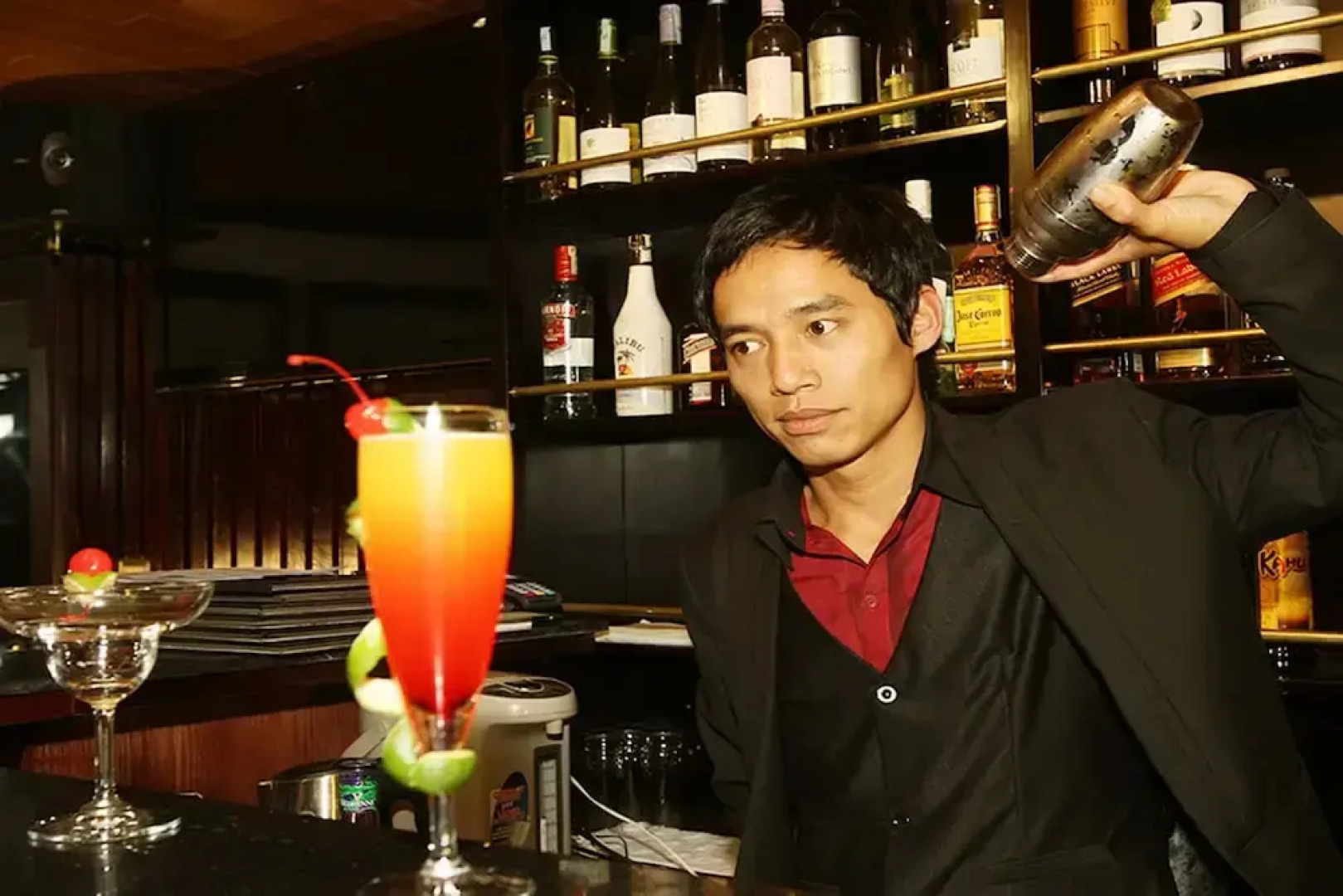 Garden Bay Luxury Cruise