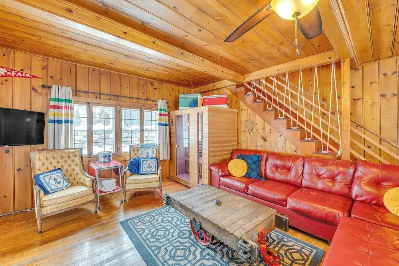 Family-friendly Lake Waubesa Home: Boat + Swim!