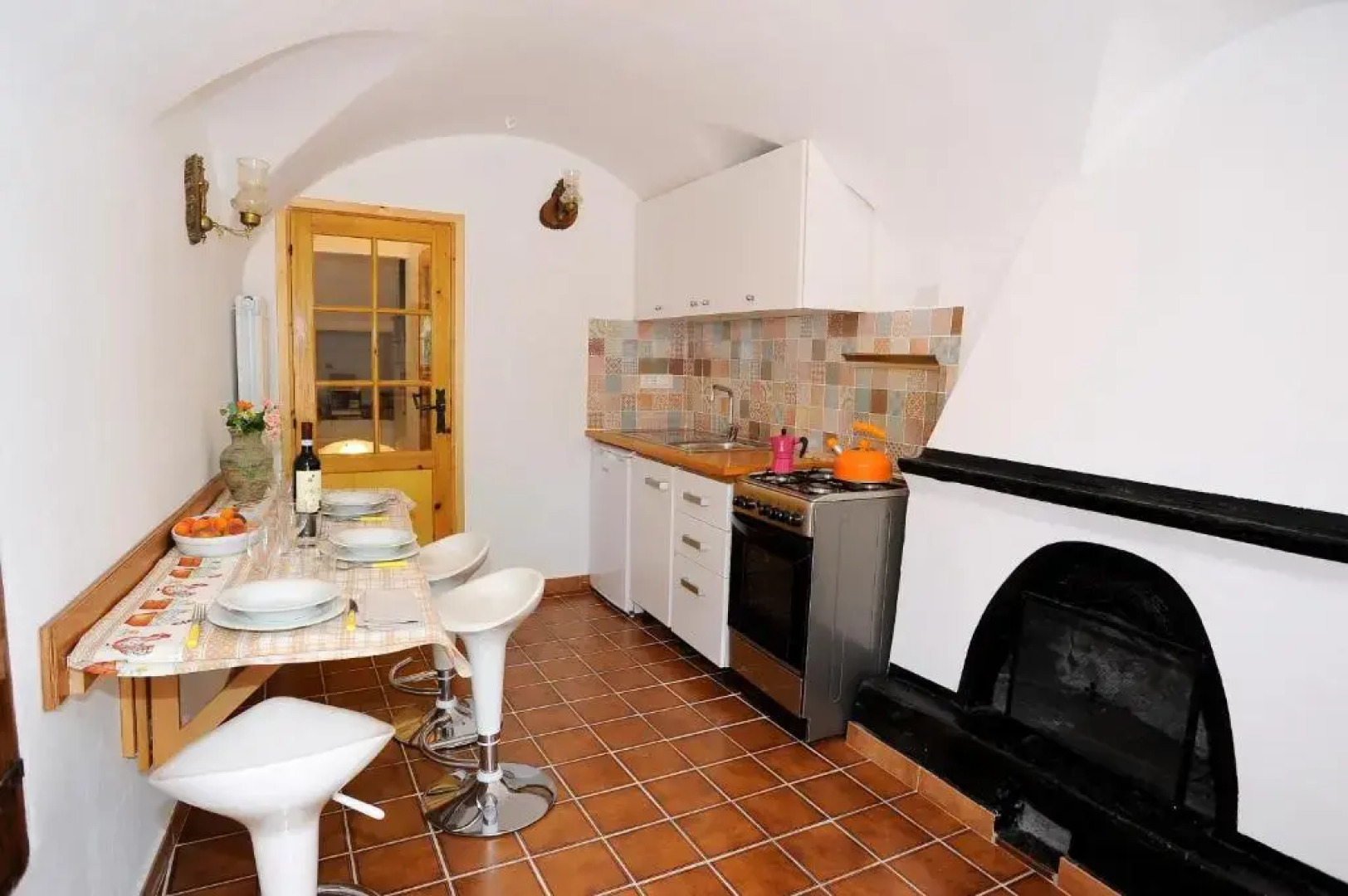 Panoramic Apartment with Balcony and Terrace