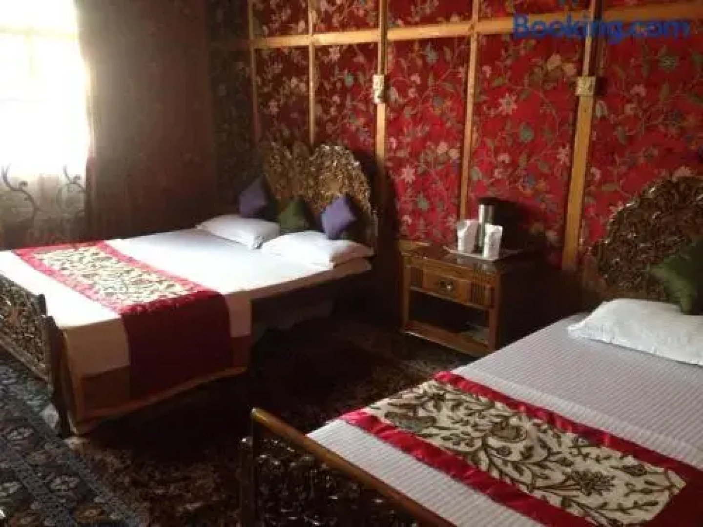 New Zenith Group of Houseboats