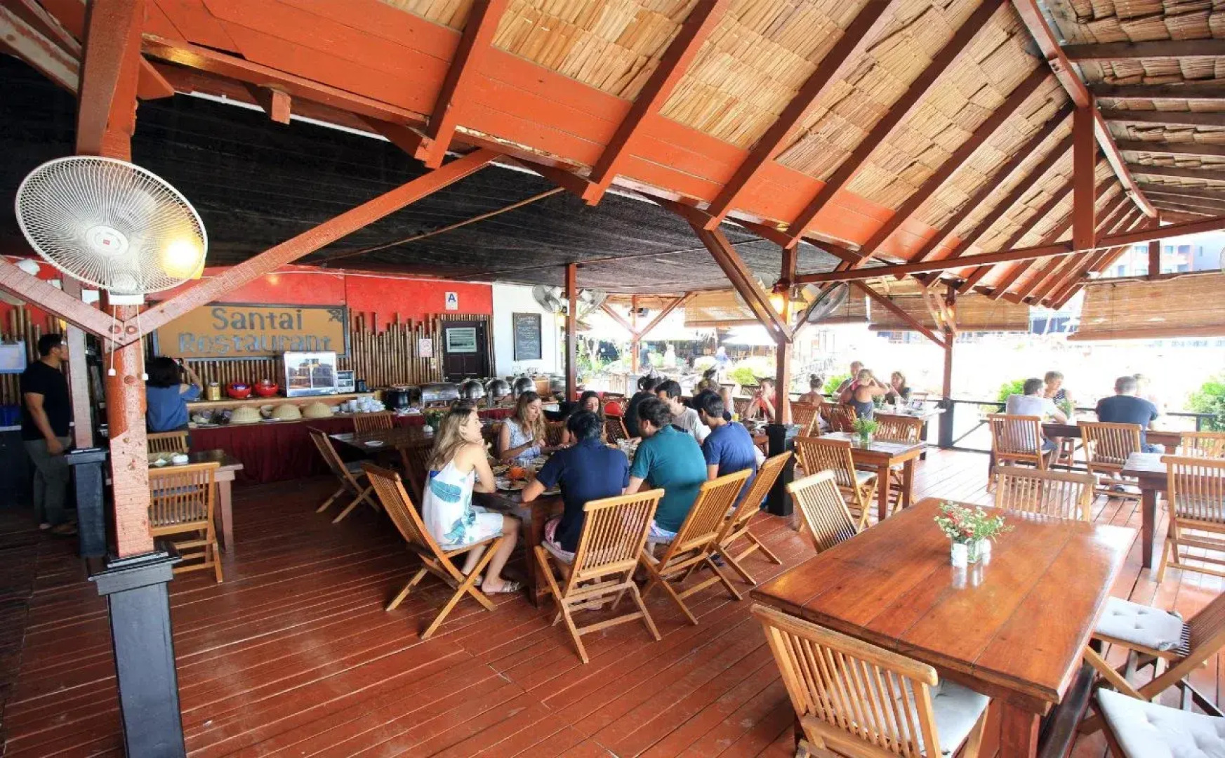 BuBu Long Beach Resort