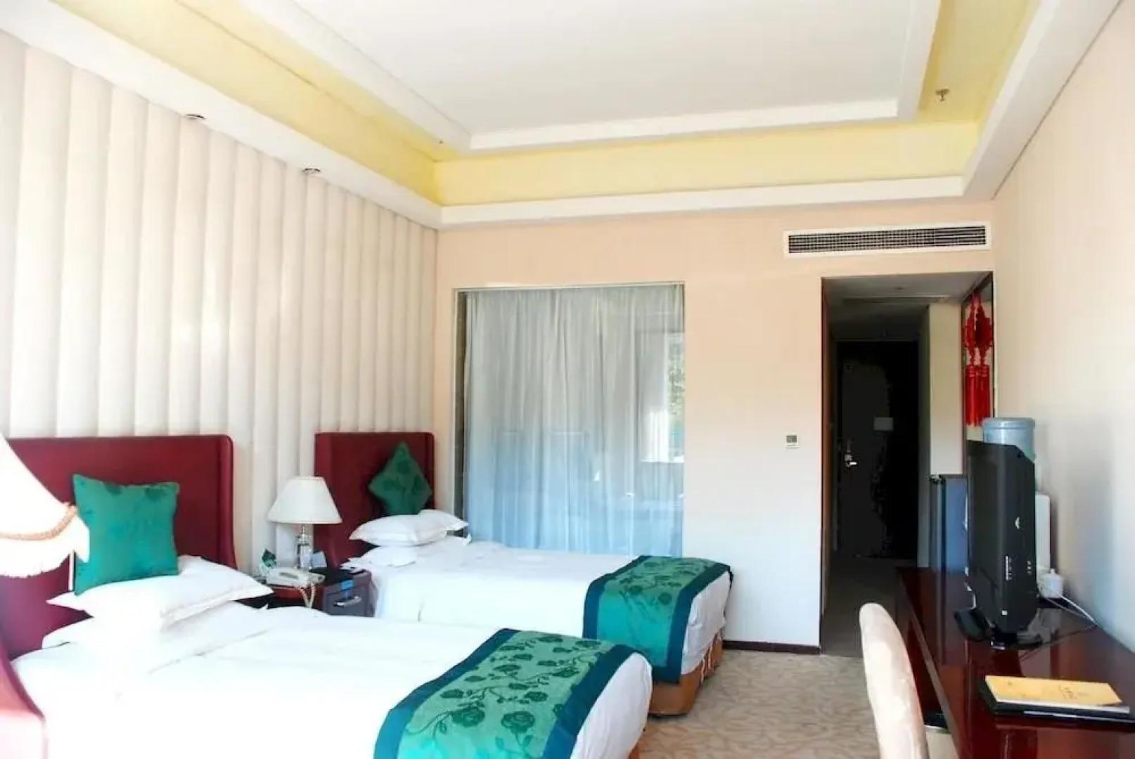 Hebei Bailu Hot Spring Hotel