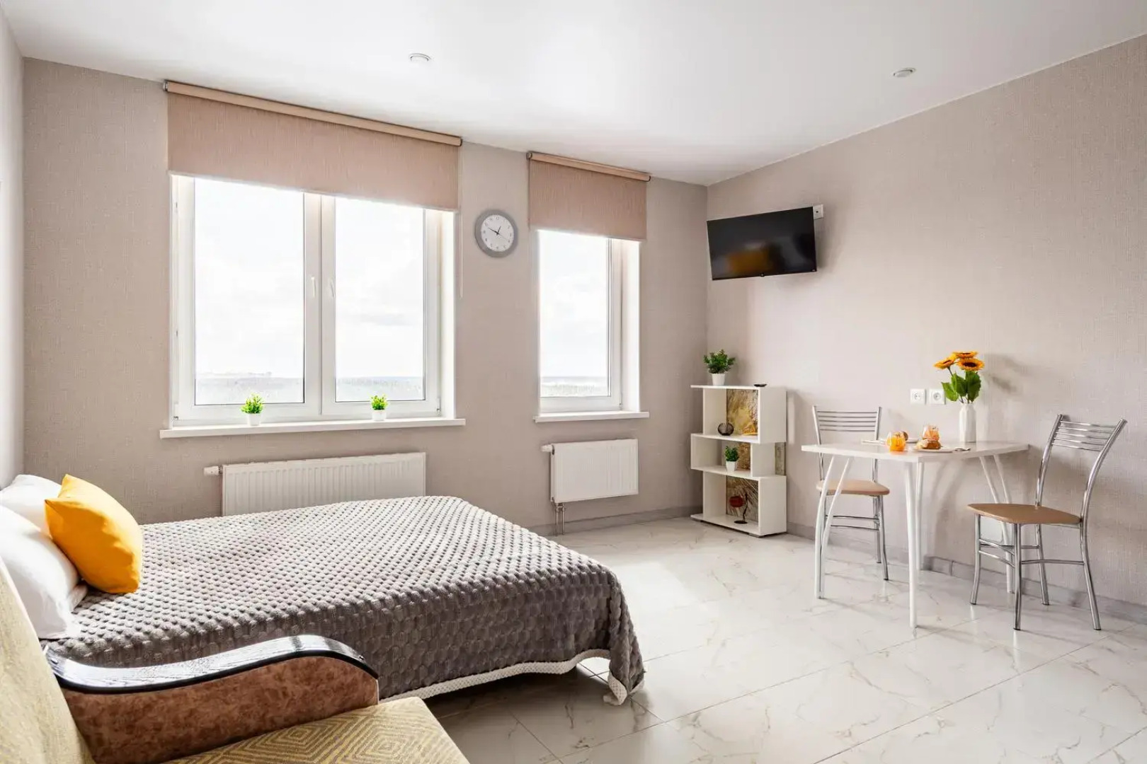 Sunmarine apartments (Санмарин апартментс) на улице  Анны Ахматовой 11 корпус 3