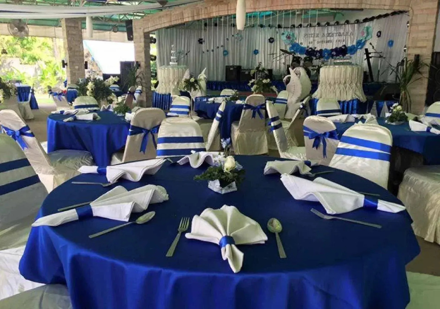 Castle Howchow Beach Resort Hotel