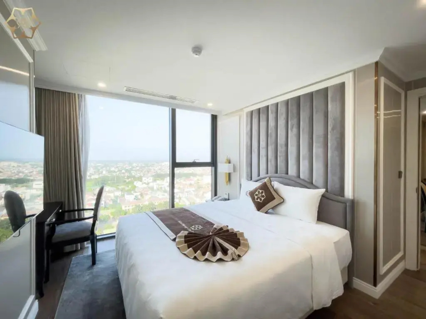 Cua Dong Luxury Hotel