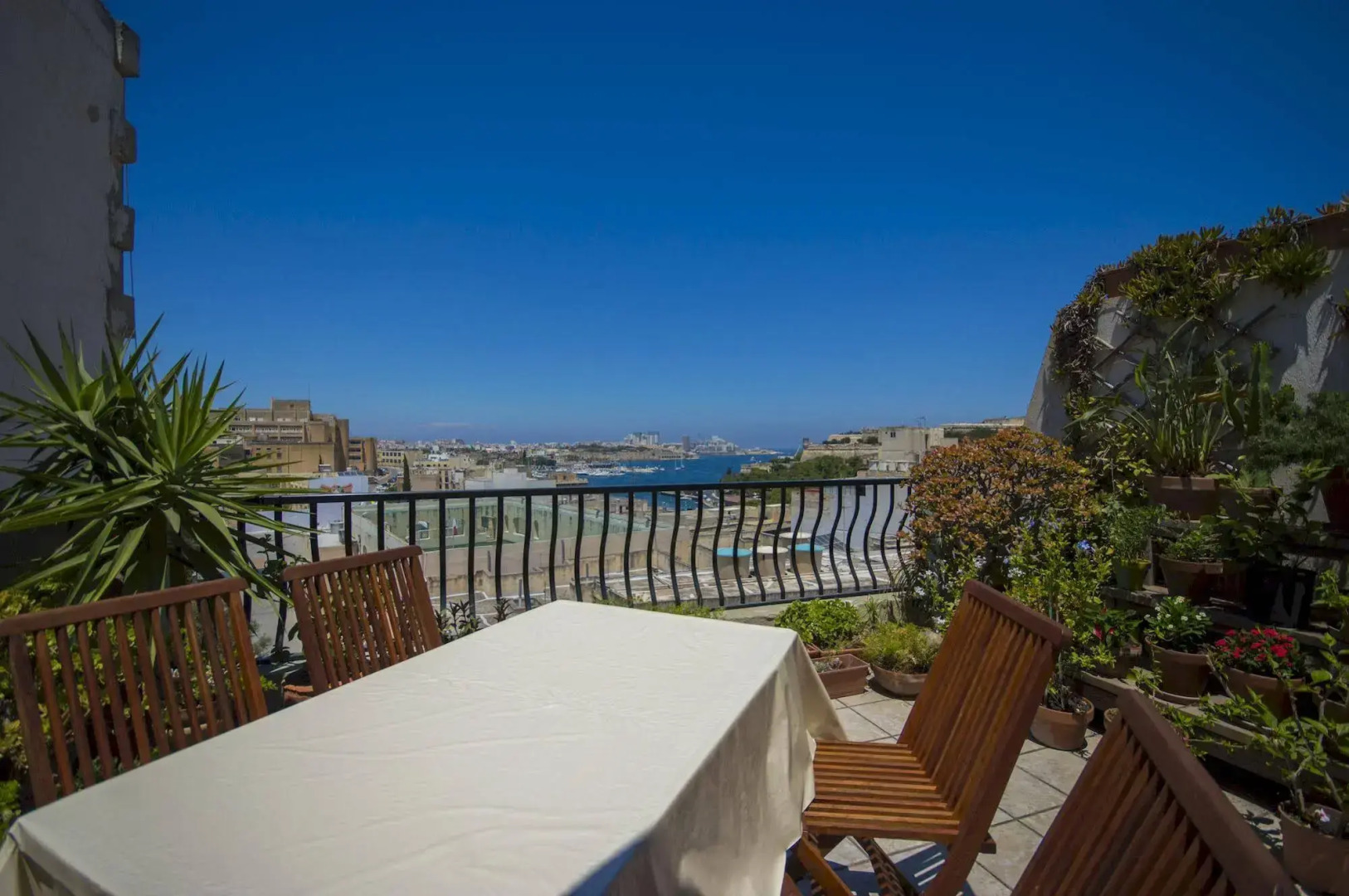 Harbour View Host Family Bed and Breakfast