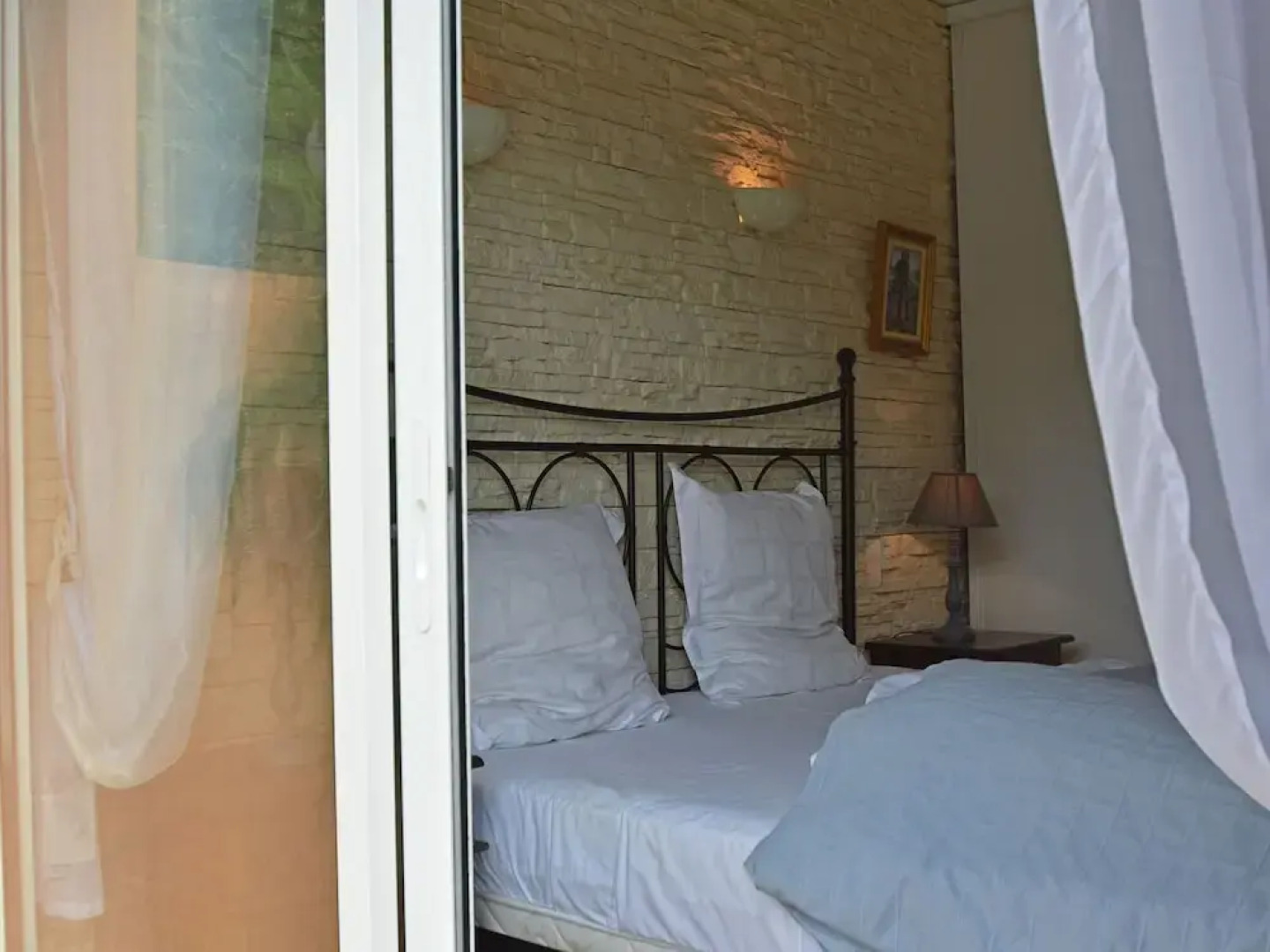 Stately Villa in La Gaude With Relaxation Area and Pool