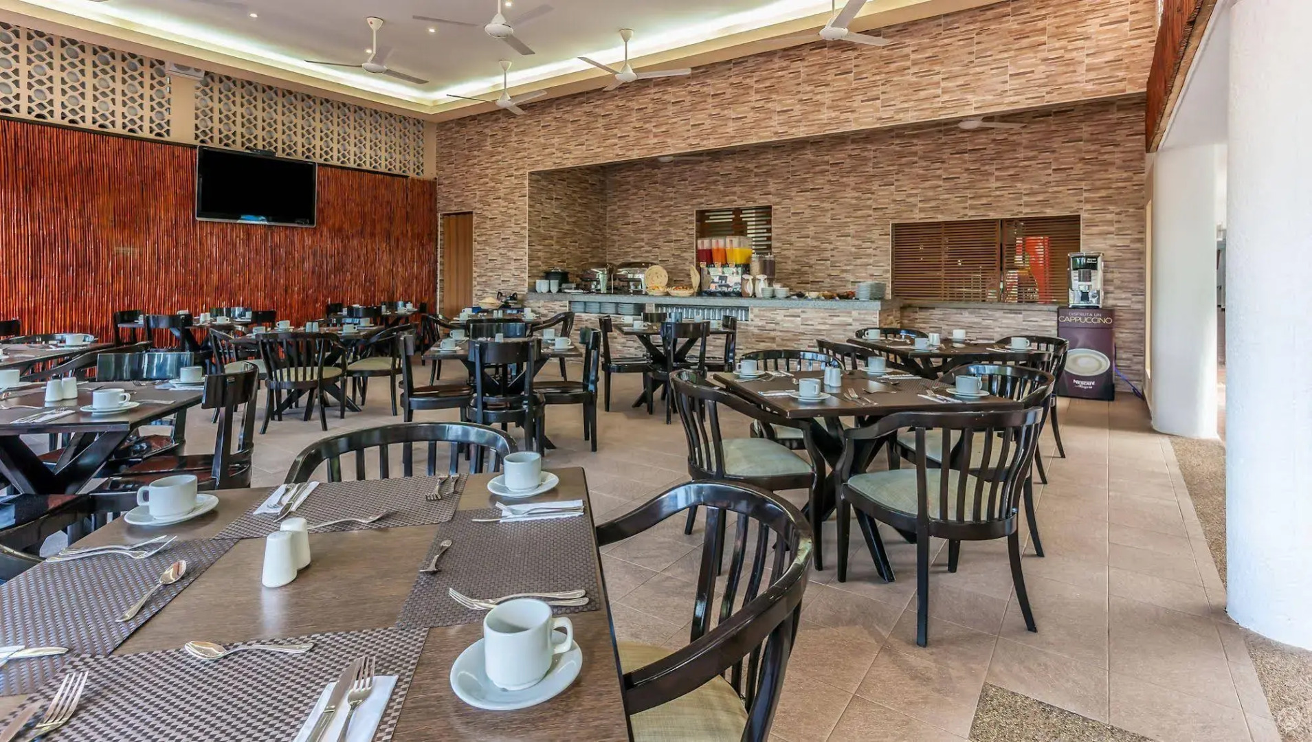 GHL Hotel Club El Puente