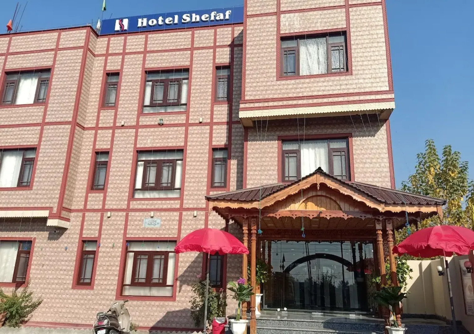 Hotel Shefaf