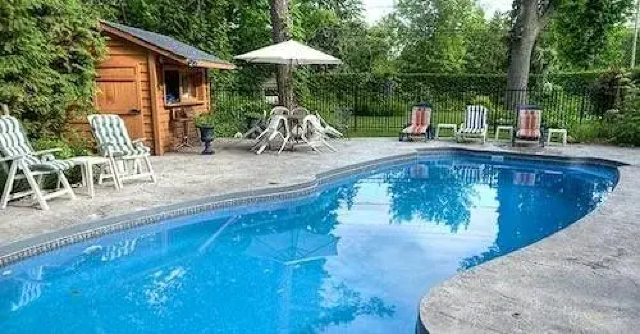 Whispering Pines B&B