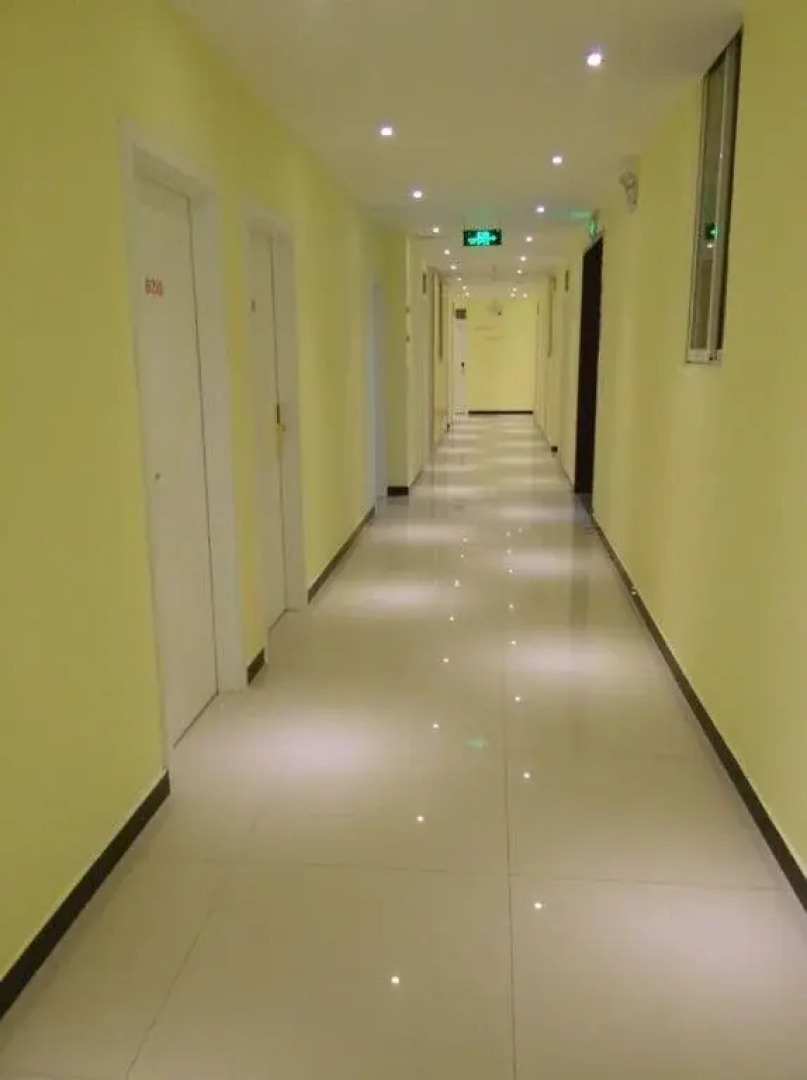 Chengde Yanqing Express Inn