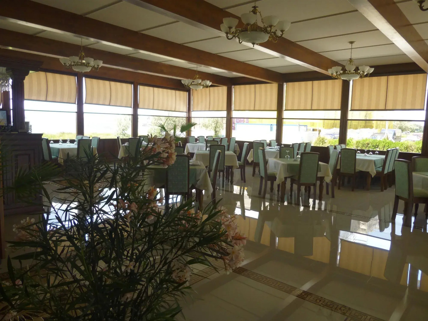 W Regal Boutique&Spa