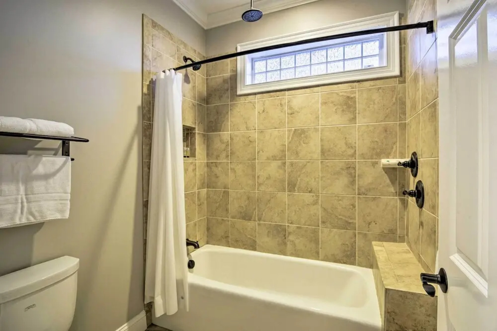 Anderson Creek Resort Condo on Golf Course w/ Pool