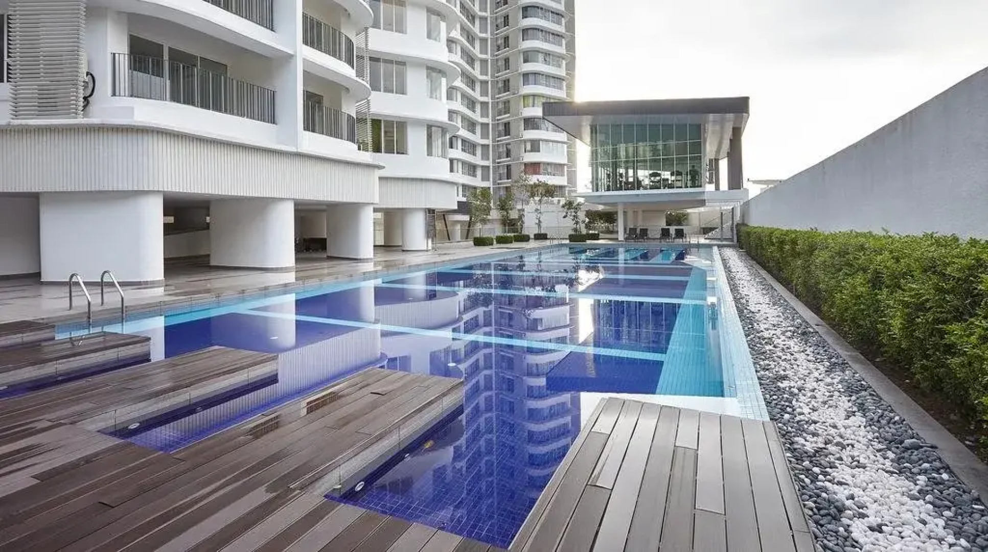 Sri Beverly Hills Near KLIA & KLIA2 & F1