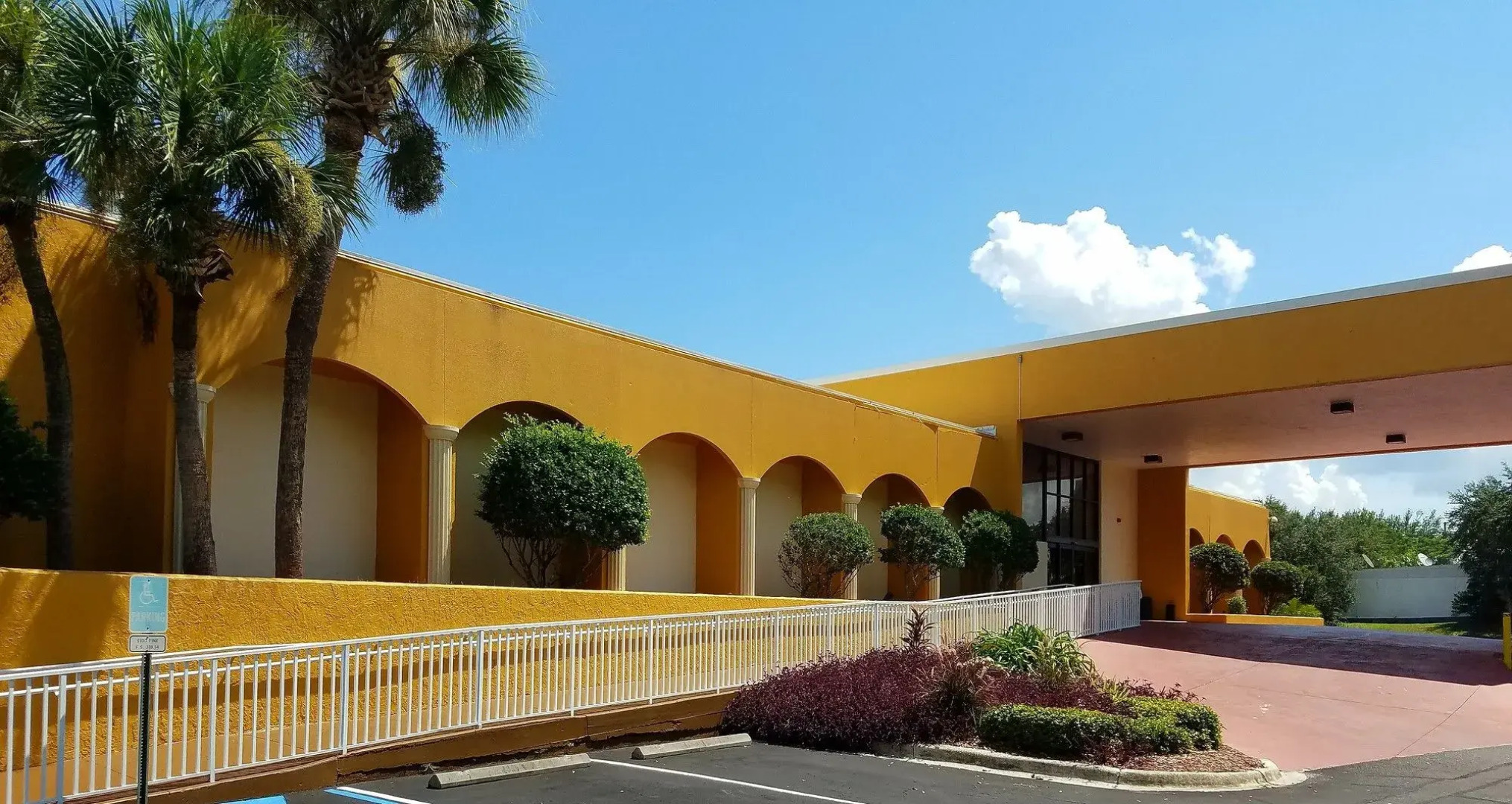Days Inn & Suites Clermont