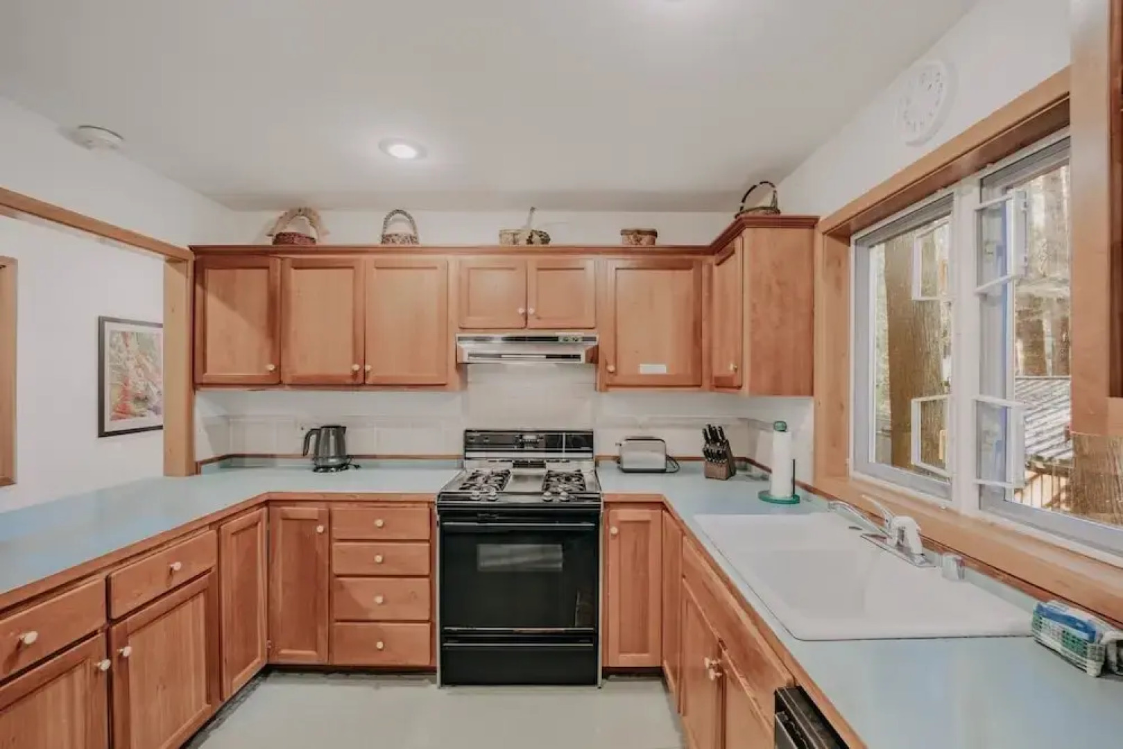 51sl - Ping Pong - Fireplace - D/w - W/d - Sleeps 8 3 Bedroom Home by RedAwning