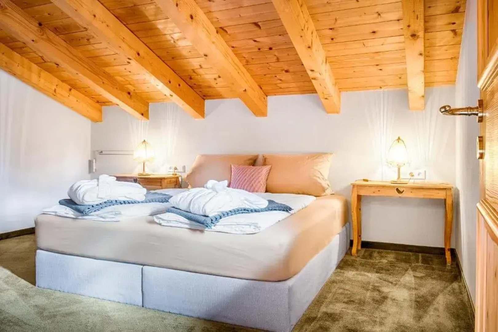 The Alpine Apartment