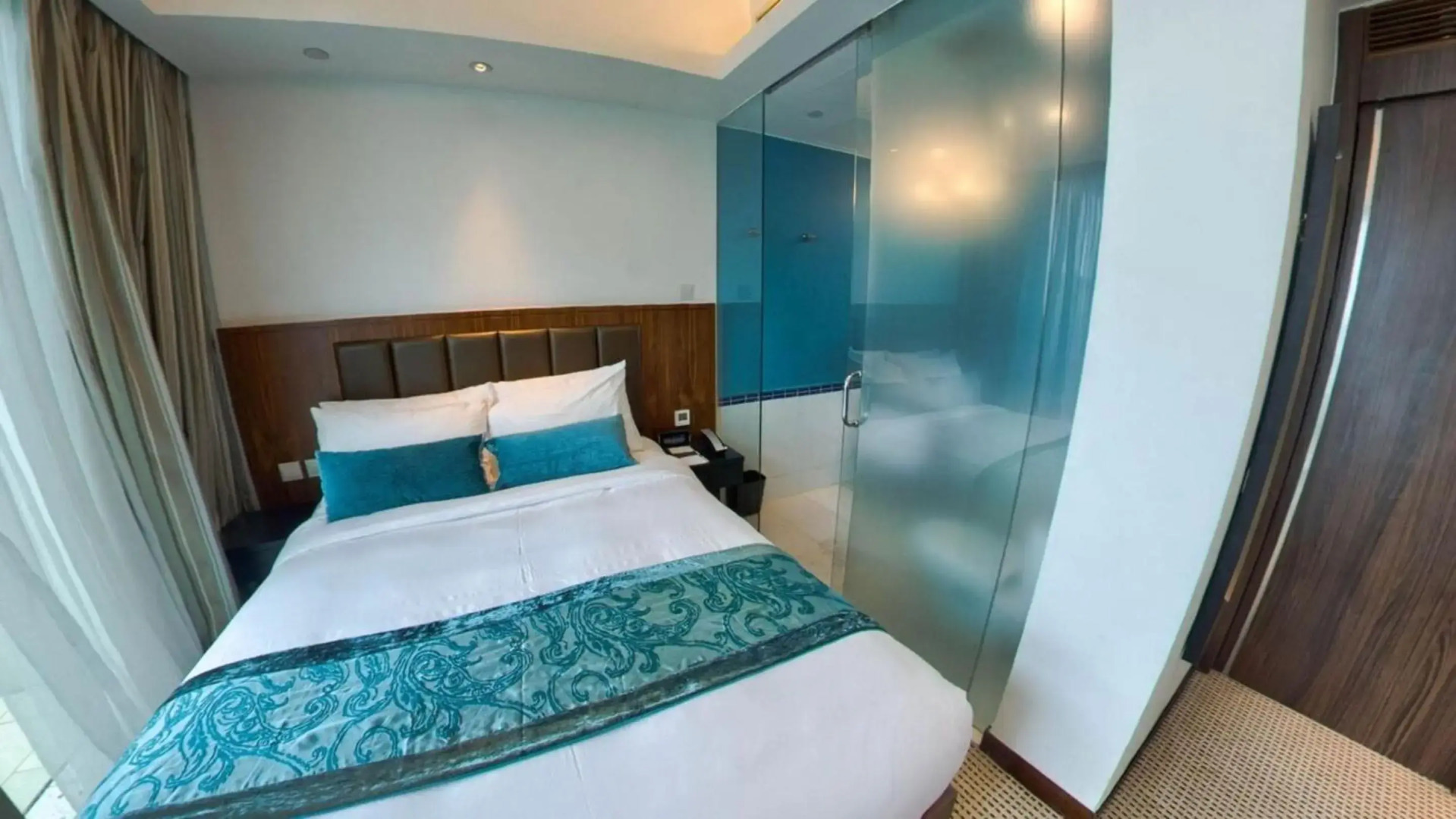 Auberge Discovery Bay Hong Kong