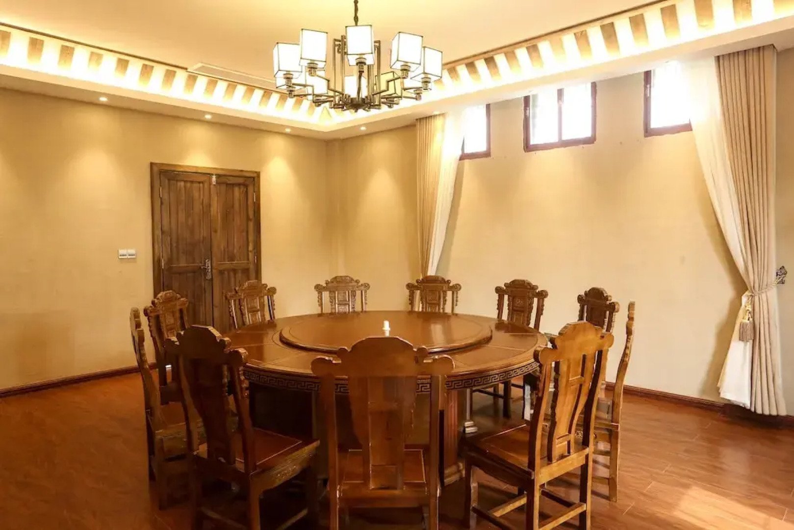 Qiaofeng Xingzilin Hotel