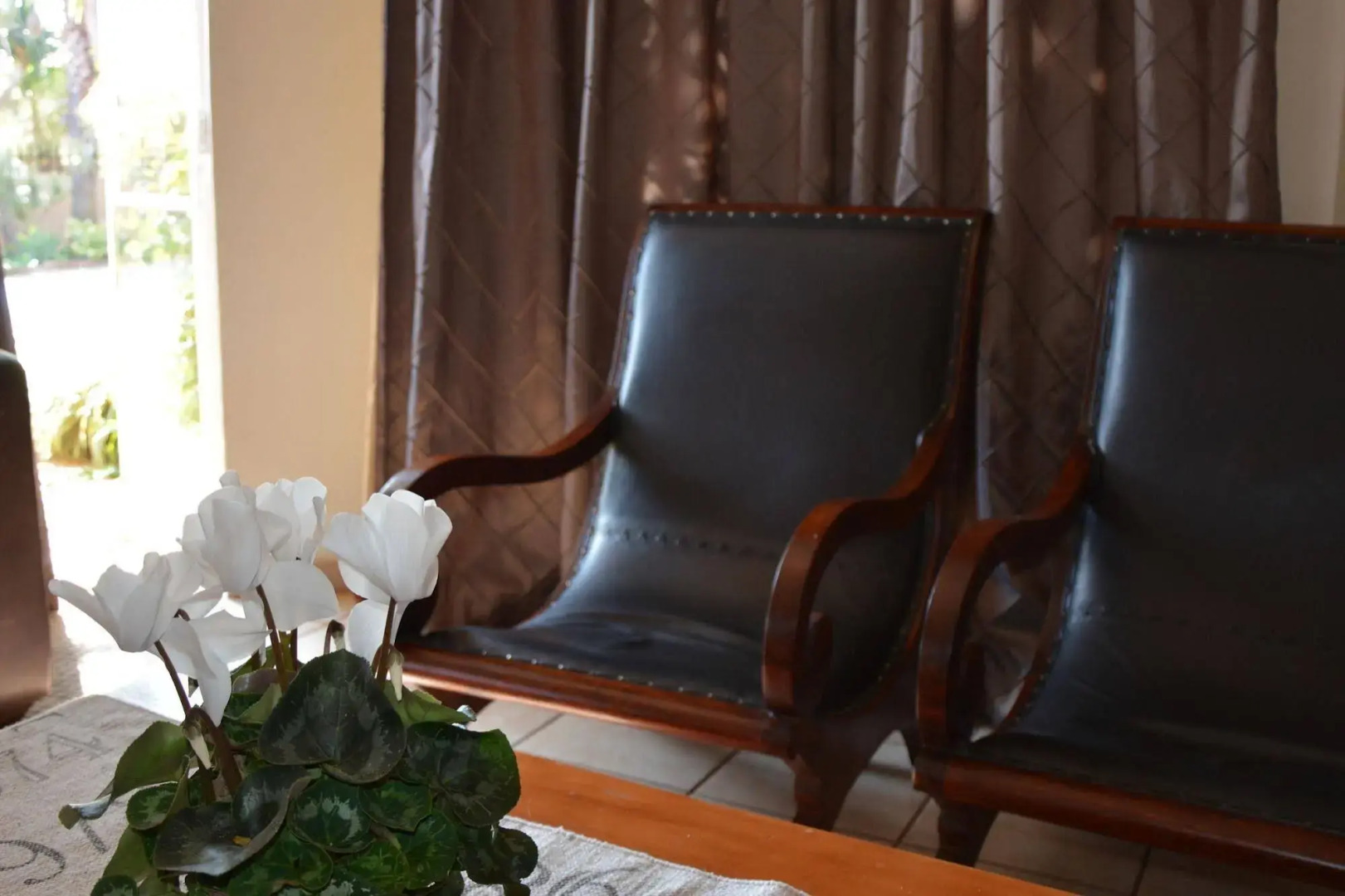 Sunset Ridge Guesthouse