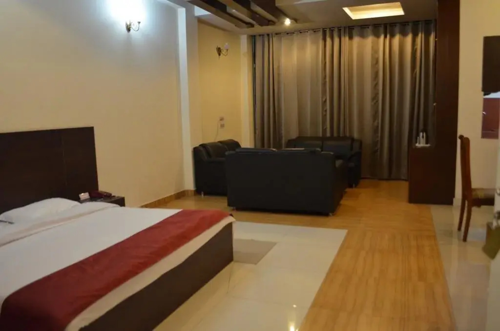 Hotel Sandhya Palace