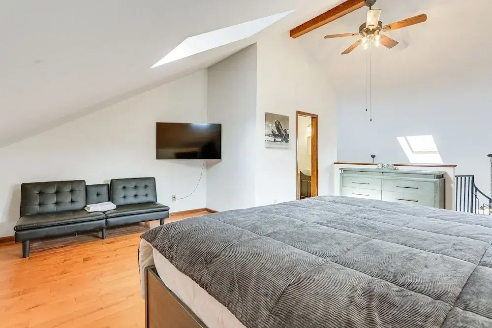 Vernon Township Condo w/ Balcony Near Ski Lifts!