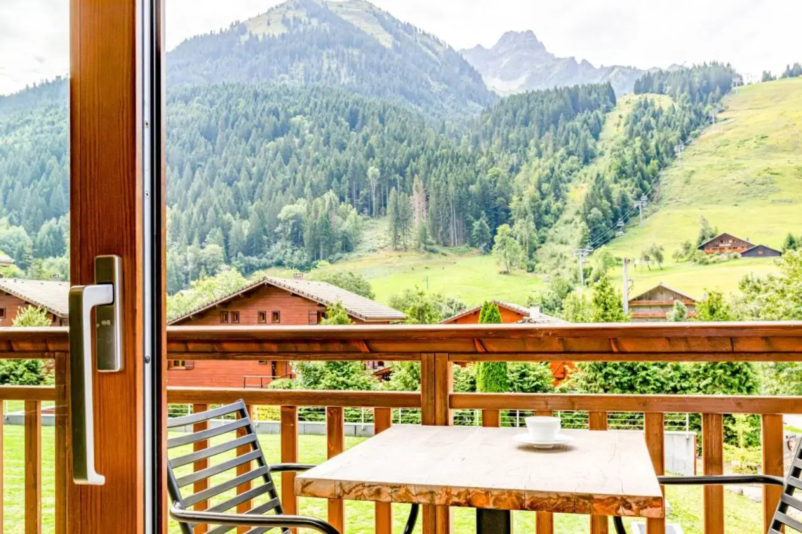 La Joly - Chalet Yap