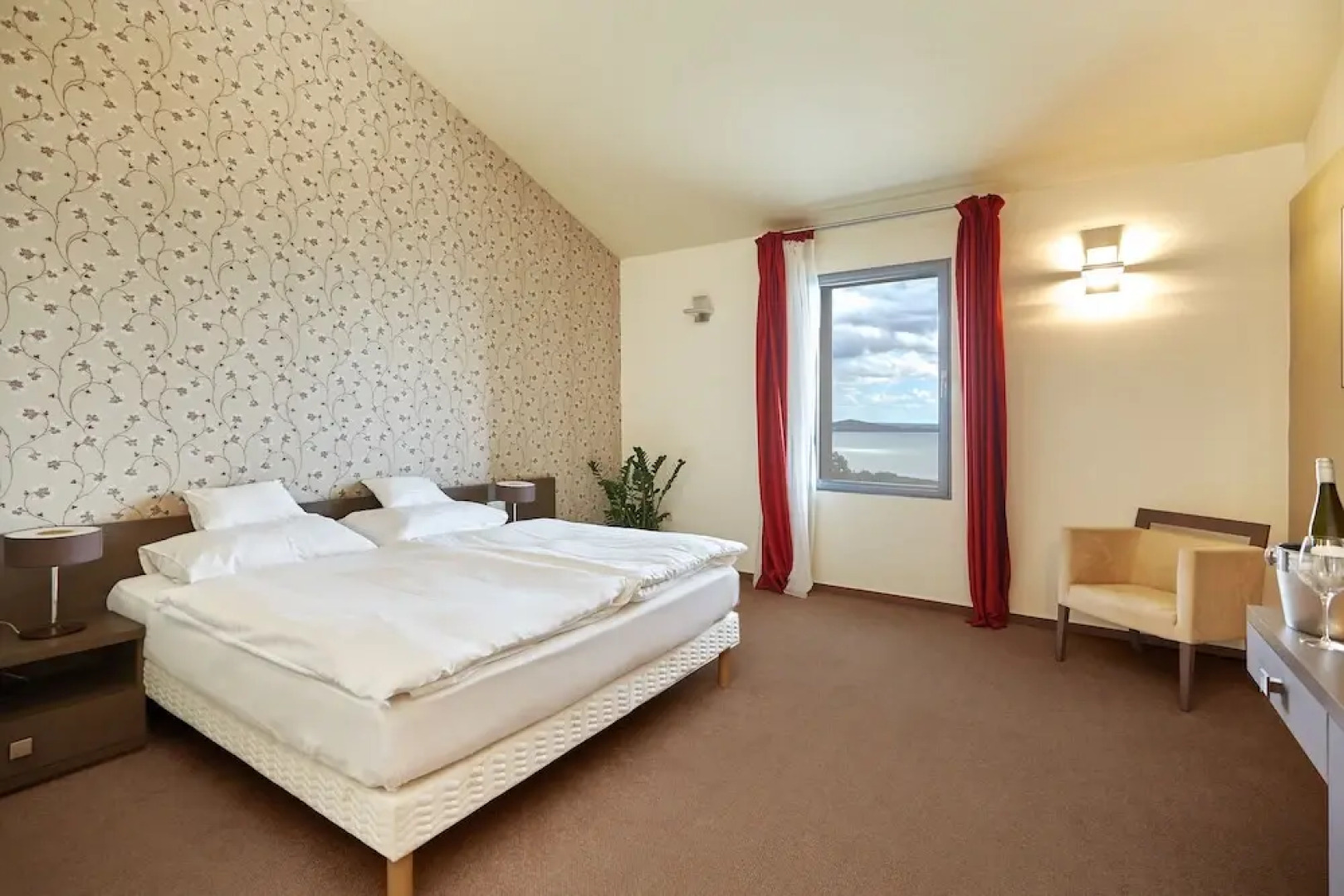 Villa Patzay Borhotel