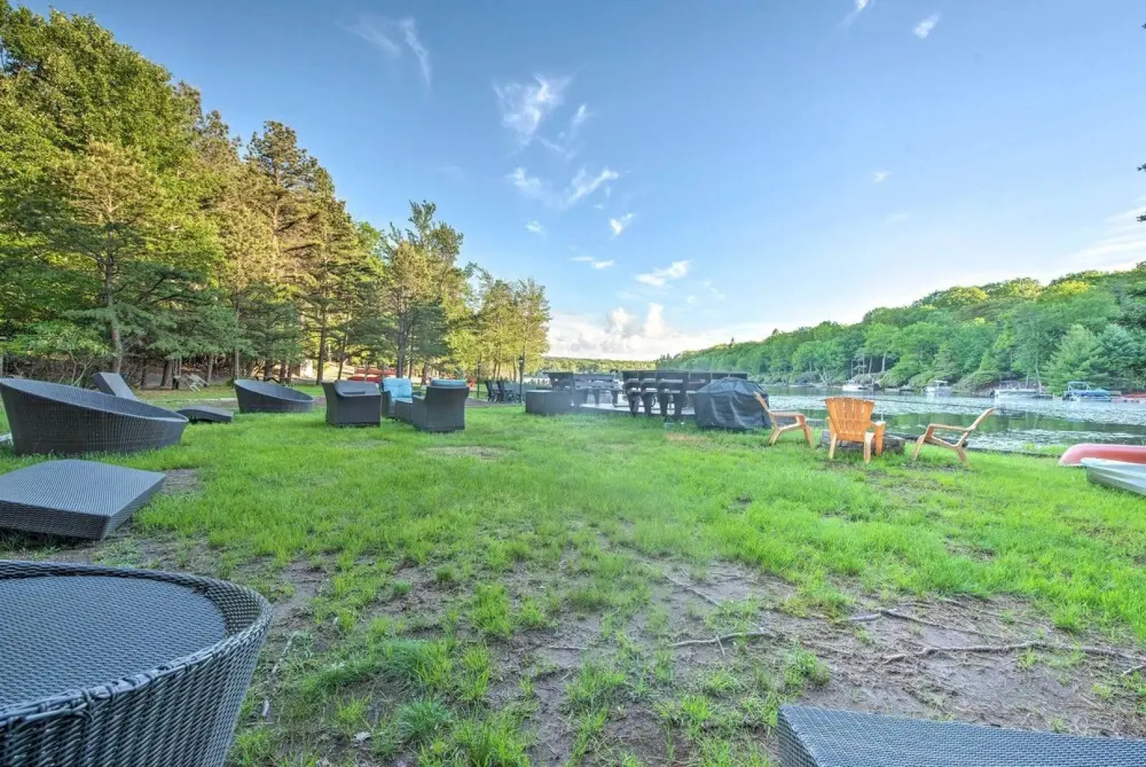 Hot Tub & Fire Pit: Waterfront Lake Harmony Home