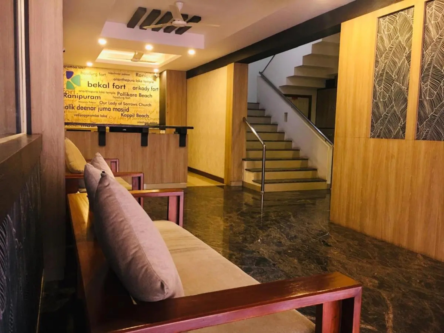 Kalluvalappil Holiday Inn