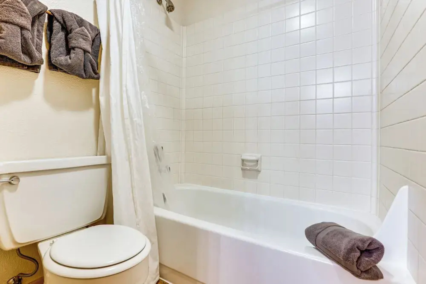 Winter Park Condo w/ Resort Shuttle On-site!