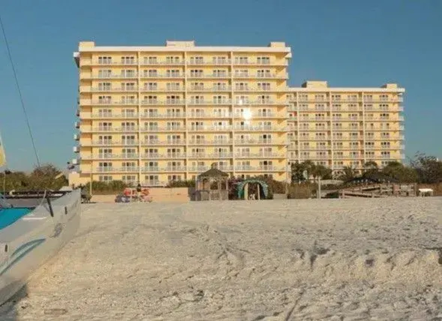 The Charter Club of Marco Beach