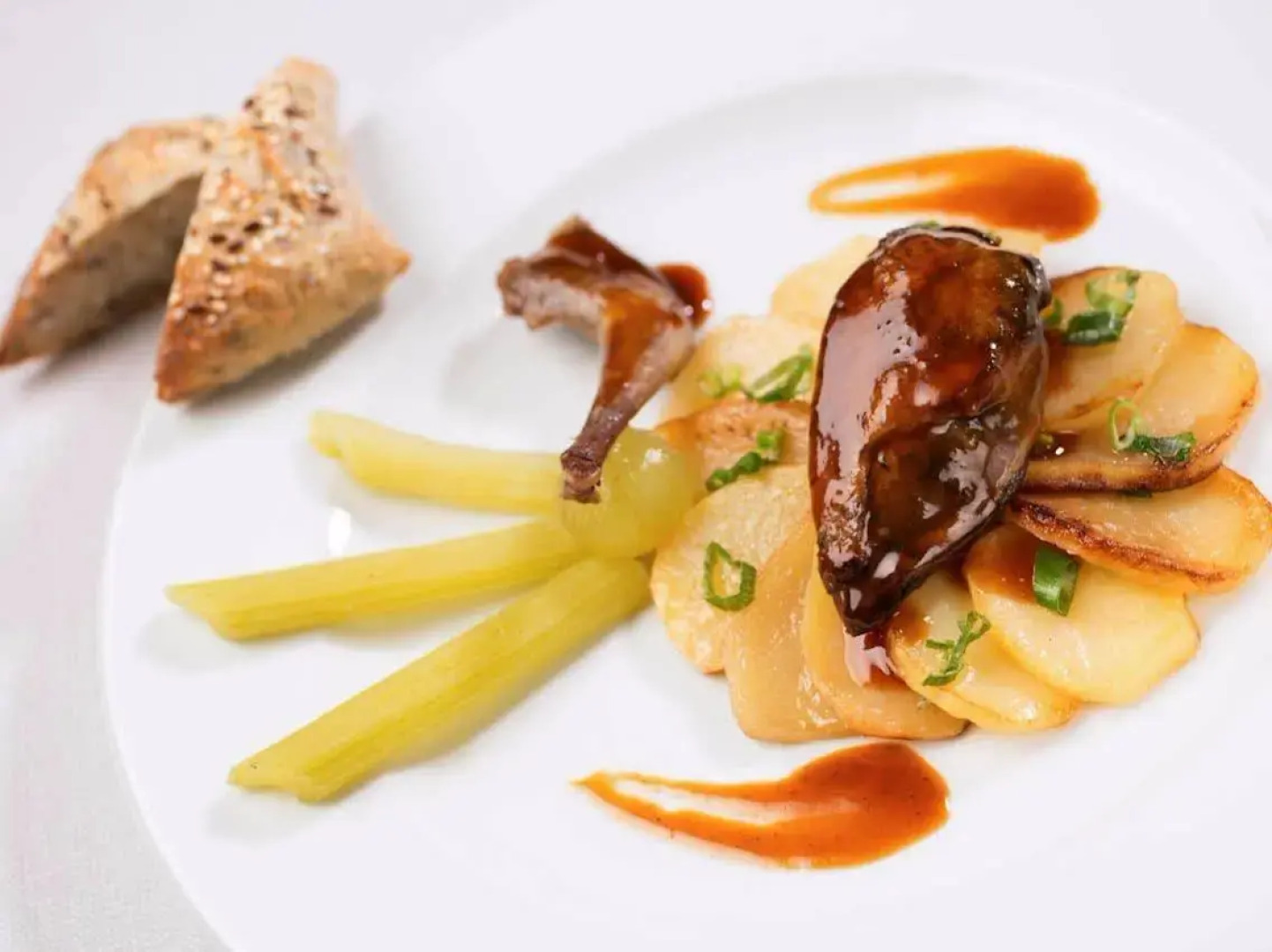 Logis Hôtel La Bastide de Grignan & Restaurant La Chênaie