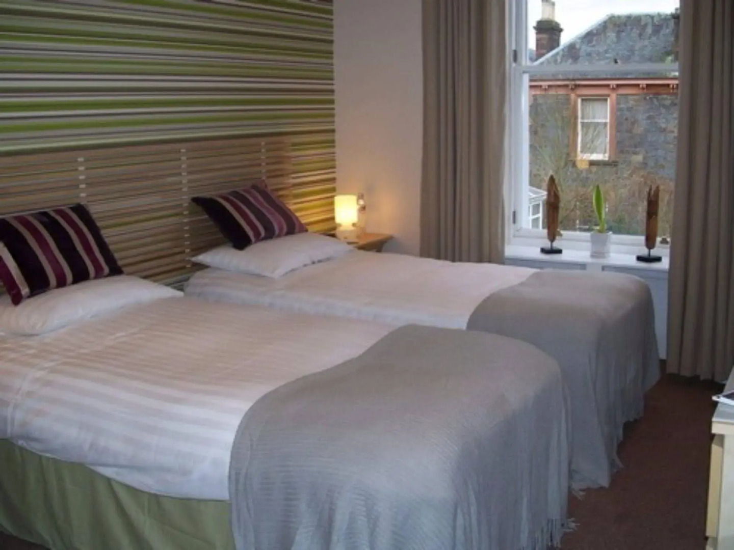 No 29 Well Street B & B