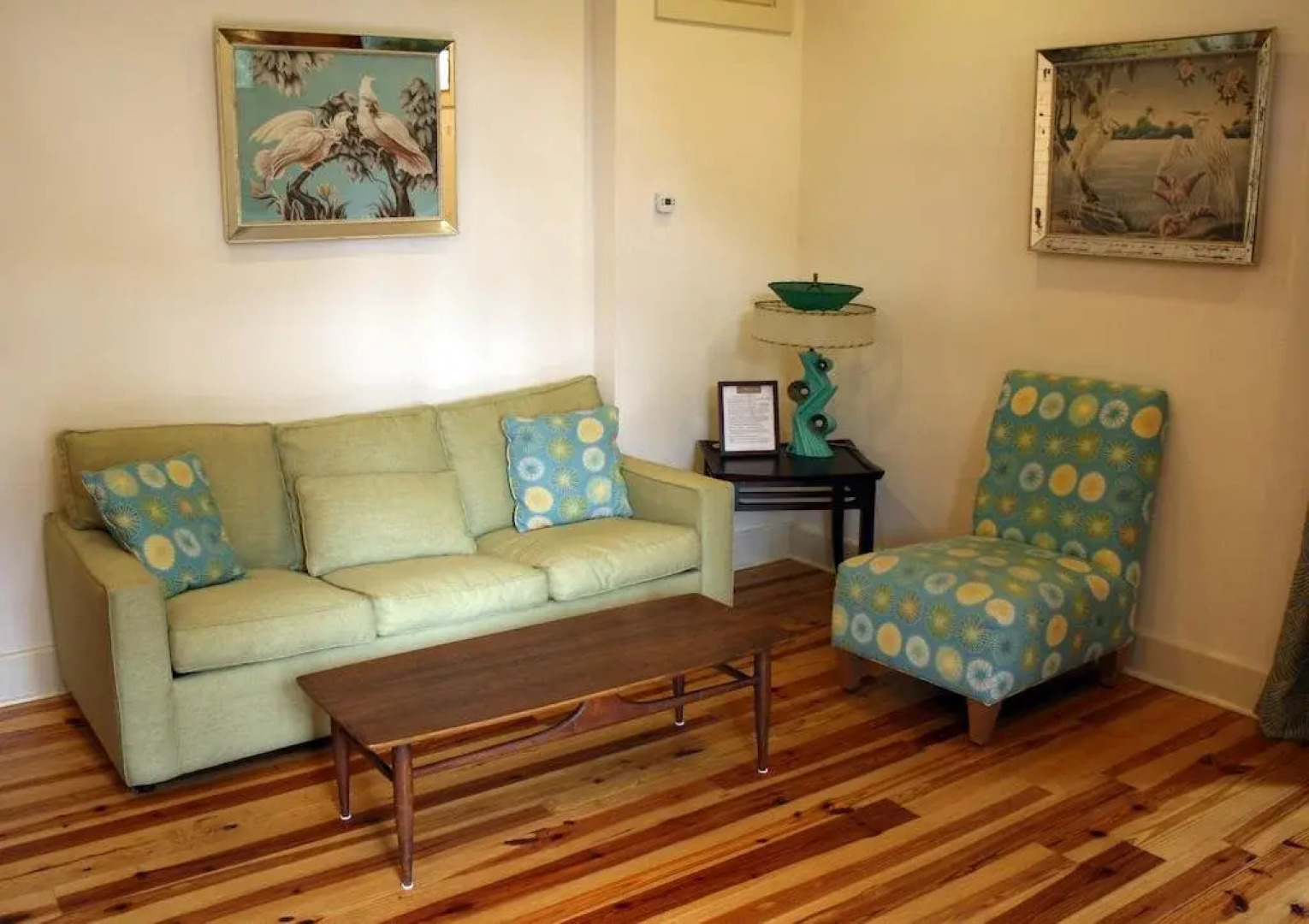 Hibiscus Coffee & Guesthouse