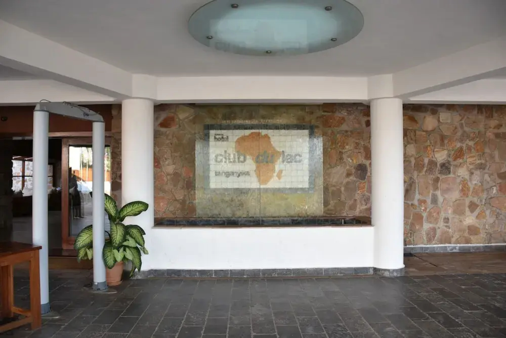 Hotel Club Du Lac Tanganyika