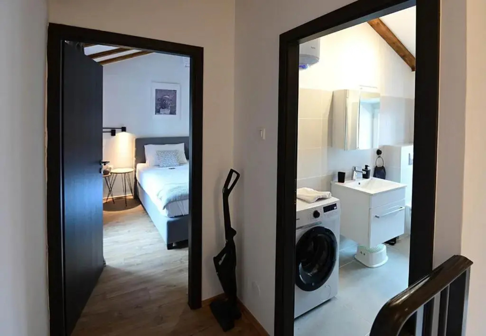 Apartment D & Studio L