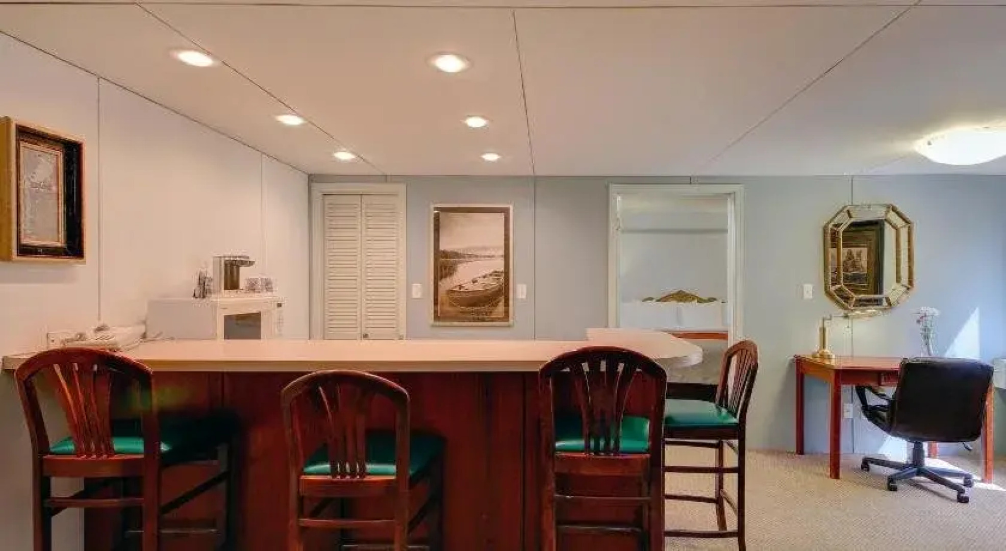 Western Inn and Suites