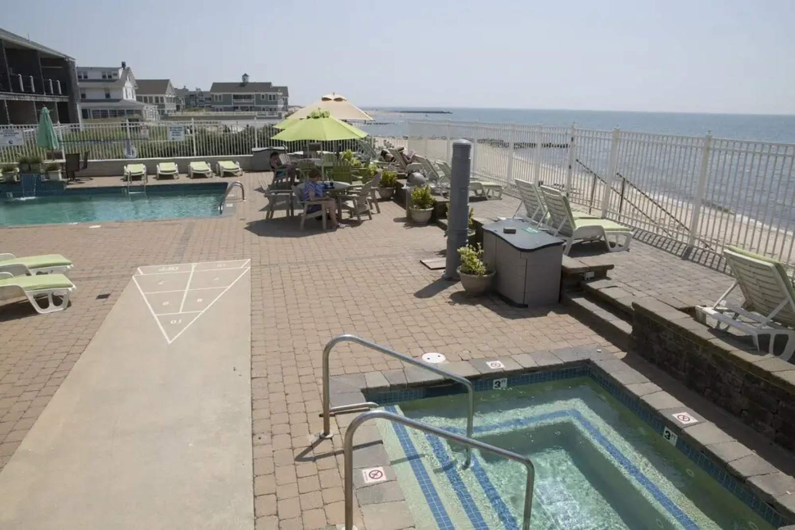 The Corsair & Cross Rip Oceanfront